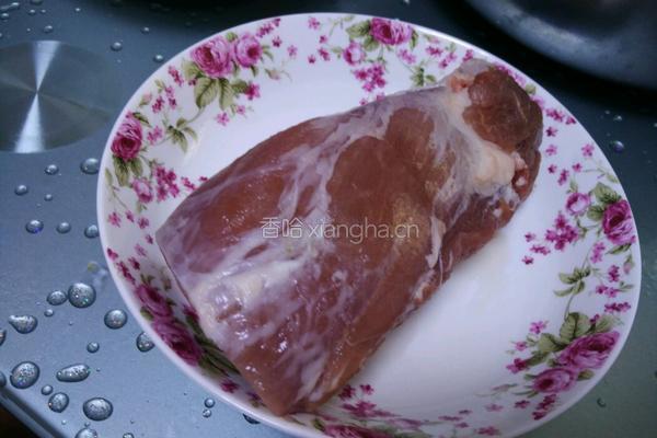 白菜肉丝。的做法图解2