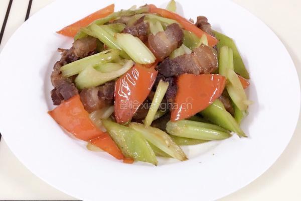 西芹辣椒炒腊肉的做法图解10