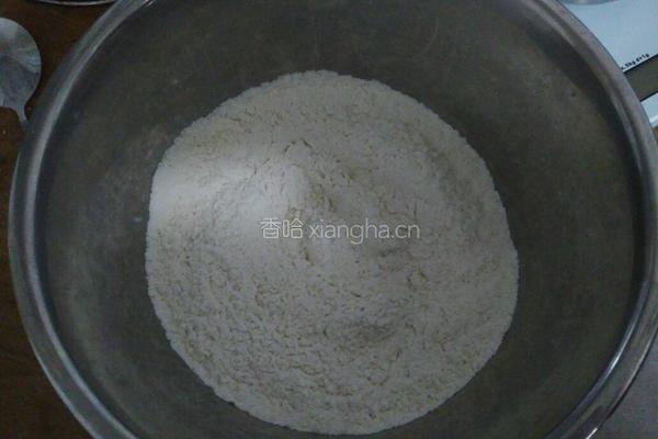 牛奶果味土司的做法图解1