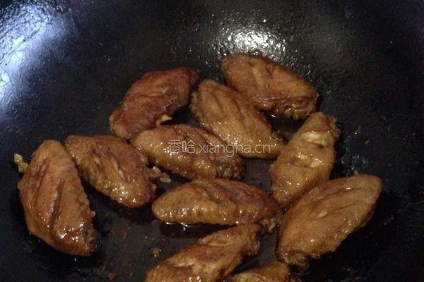 酱油焖鸡翅的做法图解4