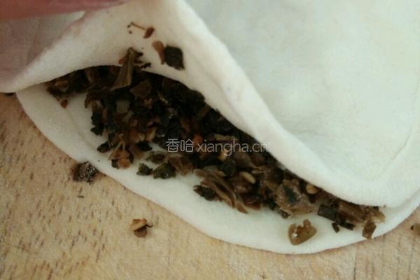 香酥梅干菜饼的做法图解14