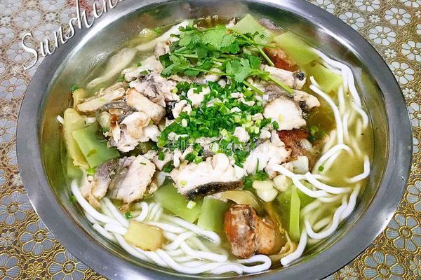 明炉泡菜鱼
