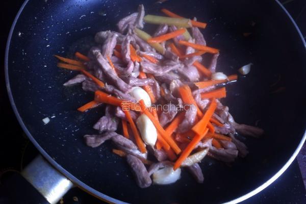 白菜肉丝面的做法图解5