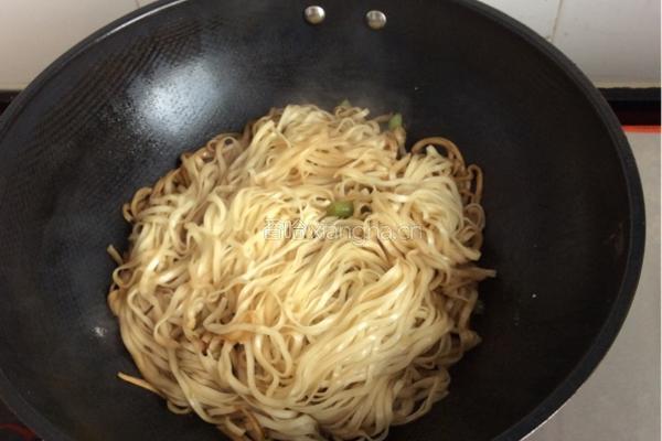 豆角焖面的做法图解7