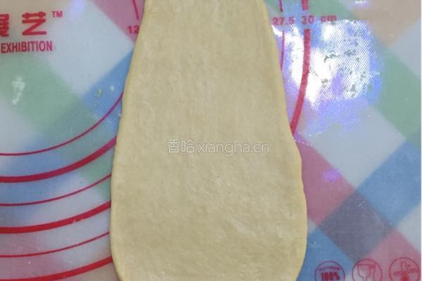 全麦牛角豆沙餐包的做法图解4