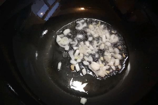 家常蘑菇炒鸡蛋的做法图解10