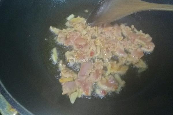 核桃木耳炒肉片的做法图解7