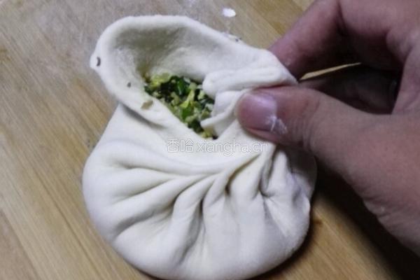 韭菜鸡蛋薄皮饼的做法图解8