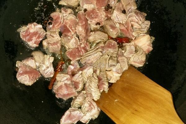 冬笋红焖牛肉的做法图解8