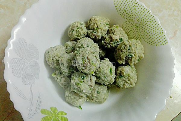 淮山肉圆汤的做法图解6