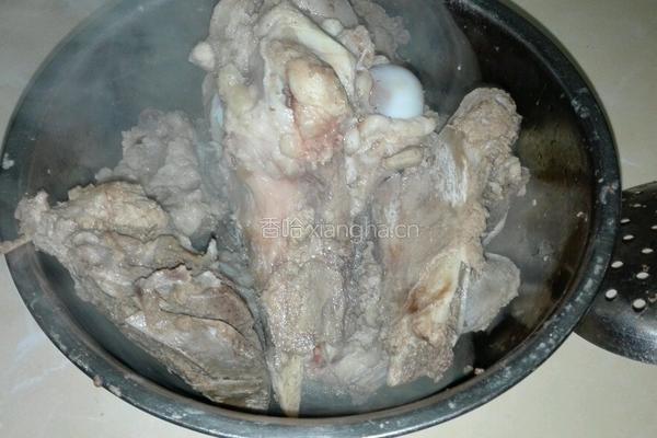 棒子骨汤的做法图解3
