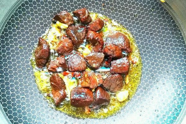 土豆烧肉的做法图解4