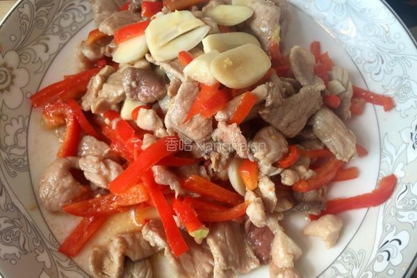 蒜苗炒肉的做法图解3