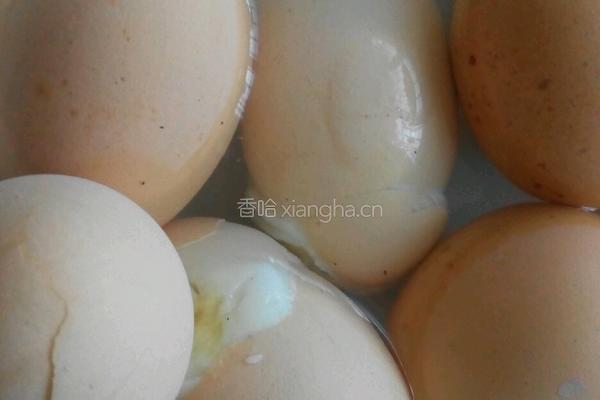 糖醋排骨虎皮蛋的做法图解3