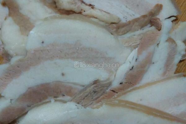 黄蘑扣肉的做法图解3