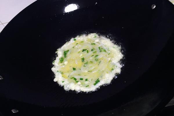 香煎银鱼鸡蛋的做法图解5