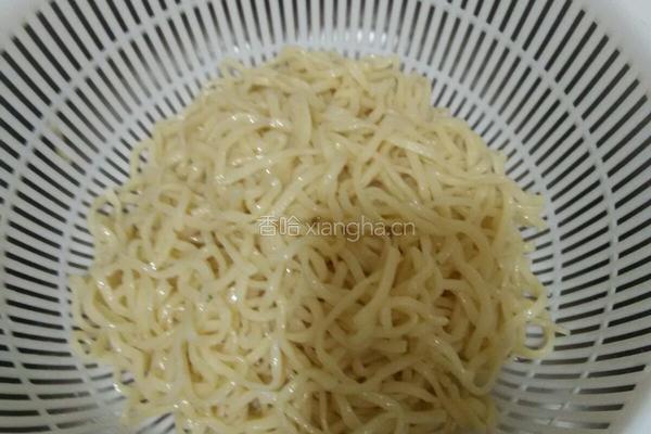 热干面的做法图解1