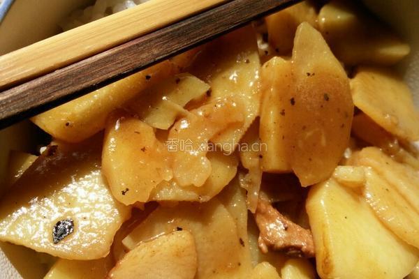 土豆咖喱炒肉的做法图解7