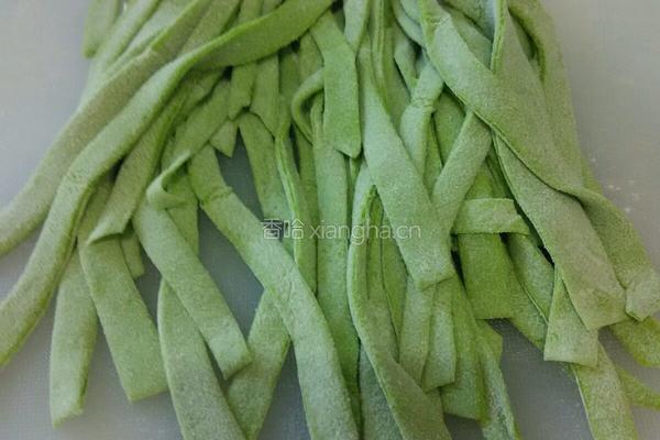 菠菜手擀面的做法图解8