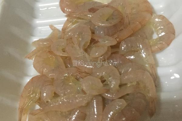 葫芦瓜炒虾仁的做法图解2