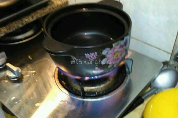 砂锅酸菜白肉的做法图解11