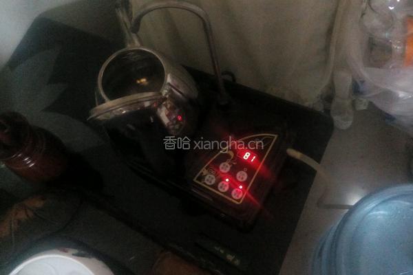 巧克力奶茶的做法图解2