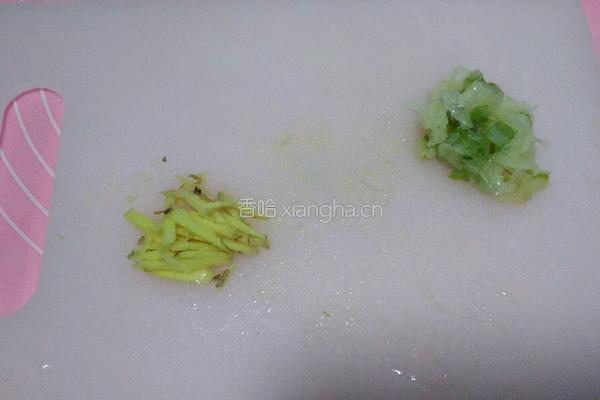 豆瓣蒜香龙利鱼柳的做法图解3