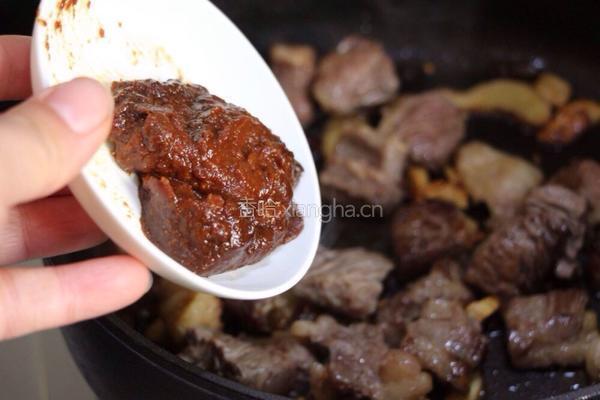萝卜炖牛腩的做法图解6
