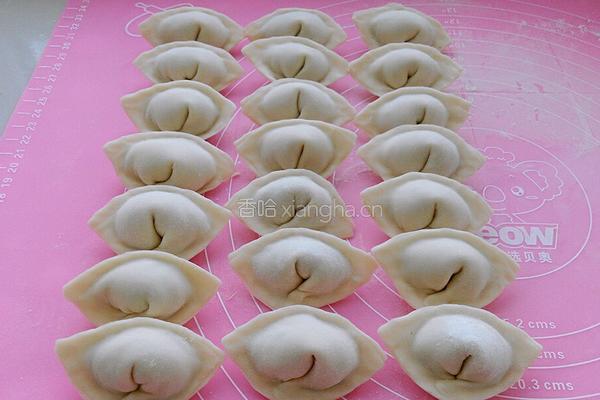 胡萝卜木耳鲜肉馄饨的做法图解16