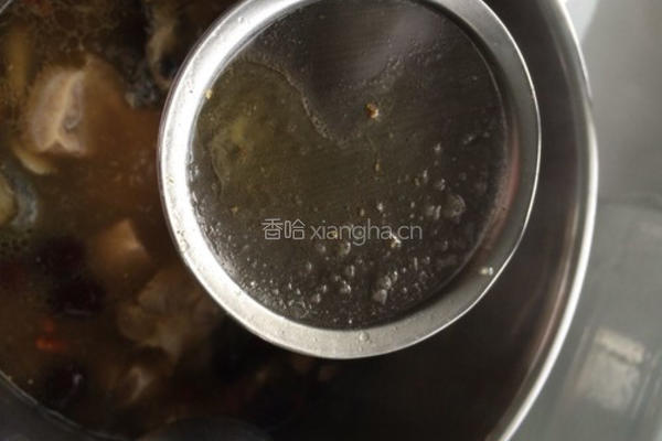 乌鸡淮山牛蒡汤的做法图解8