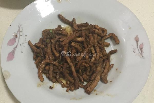 豆芽蒜苗肉丝炒面的做法图解4