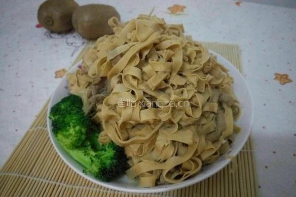 肉丝干豆腐皮的做法图解4