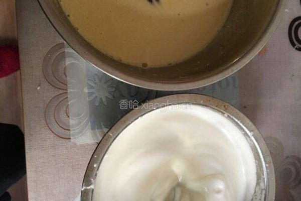 抹茶奶油蛋糕的做法图解3
