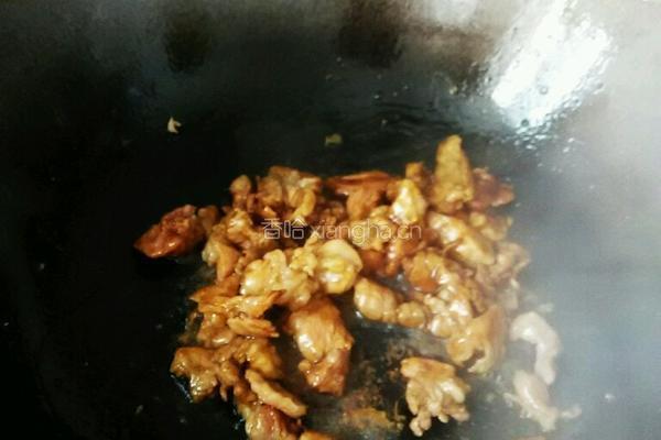 三角豆腐炒肉的做法图解4