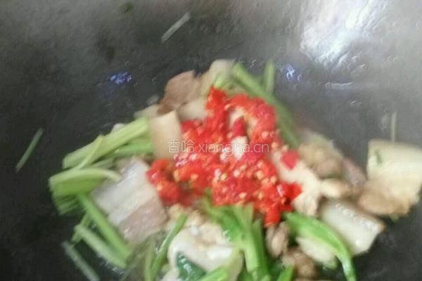 芹菜炒回锅肉的做法图解4