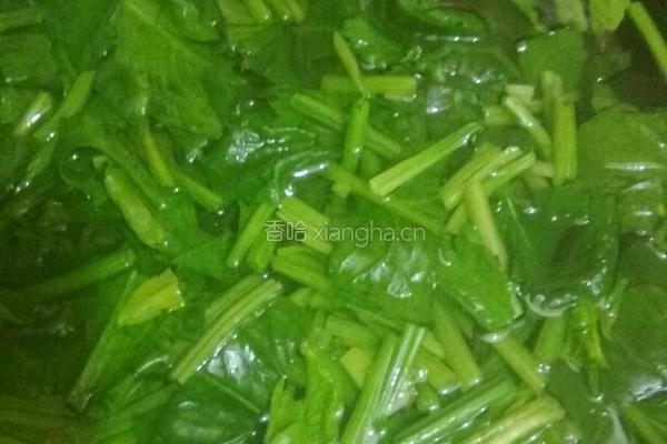 清炒菠菜的做法图解2