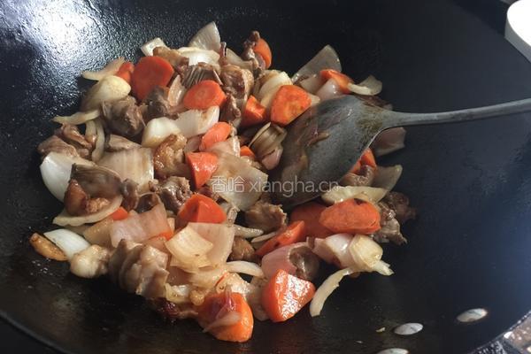 正宗新疆羊肉手抓饭（含风干牛肉版）的做法图解5