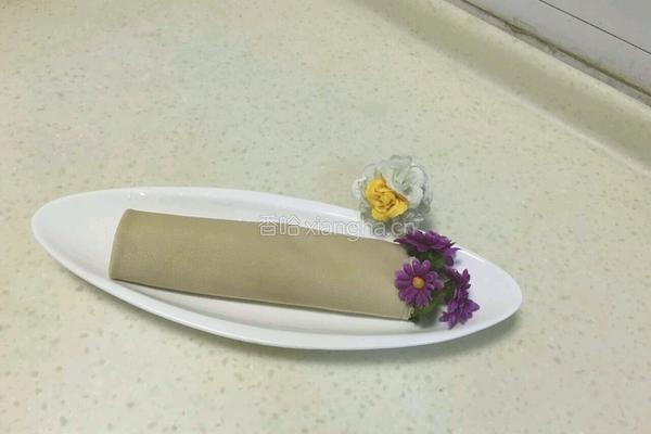 黄瓜拌豆皮的做法图解2