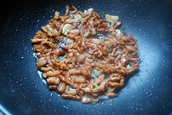 蒜苔肉丝捞面的做法图解6