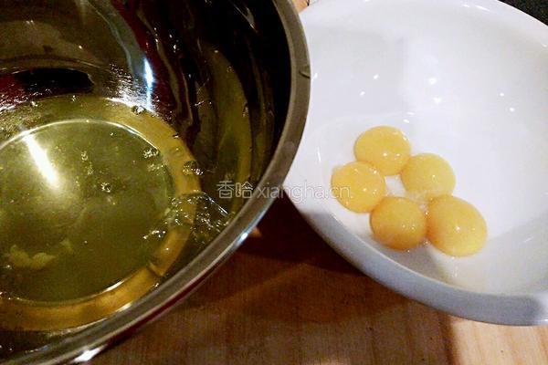八寸戚风蛋糕的做法图解2