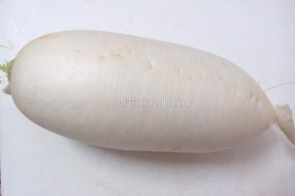 瘦肉萝卜汤的做法图解1