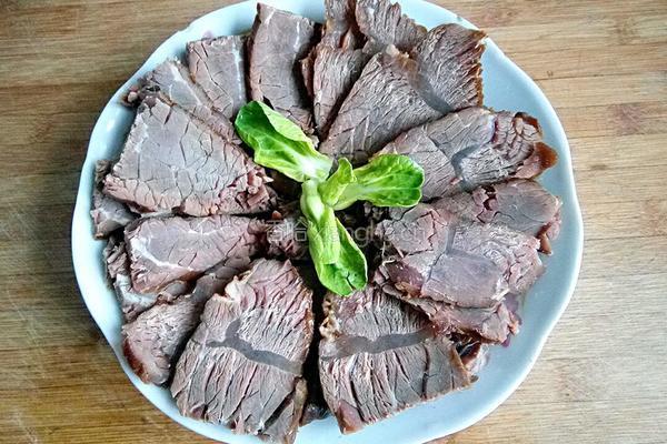 卤牛肉的做法图解11
