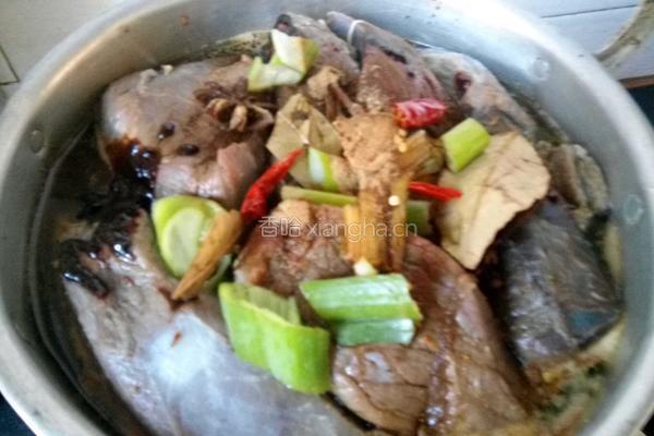 卤牛肉的做法图解7