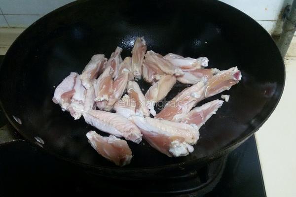 老干妈烧鸡翅的做法图解4