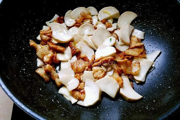 杏鲍菇炒肉片的做法图解8