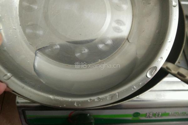 蘑菇瘦肉炒鱼泡的做法图解4