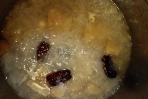 银耳粥的做法图解4