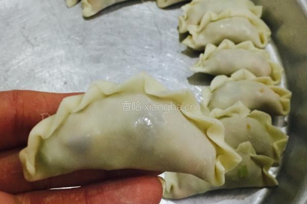 芹菜煎饺的做法图解12