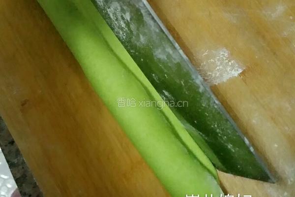 彩色酸菜水饺的做法图解6