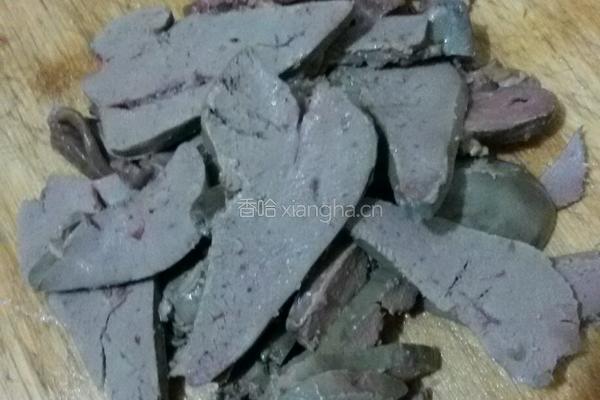 爆炒鸭肝的做法图解2